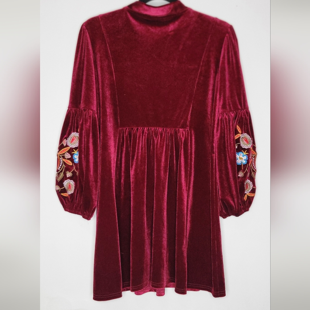 Aofur Smooth Velvet Floral Embroidered Balloon Sleeve Tunic Dress - SIZE SMALL - Picture 12 of 16